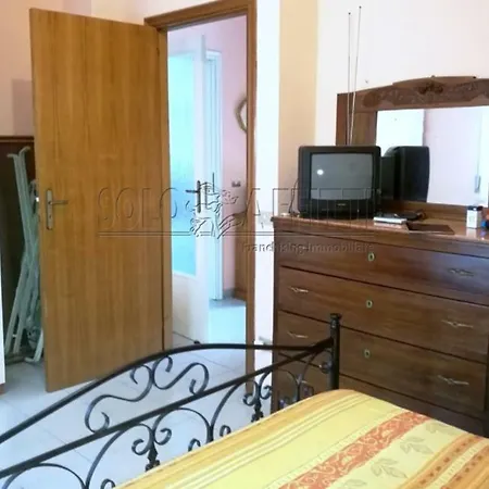 Splendida Porzione Di Indipendente A 150 Mt Dal Mare *